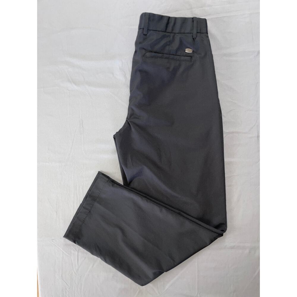 Greg Norman Flat Front Stretch Microfiber Ultimate Travel Chino Pants. 34X31 EUC